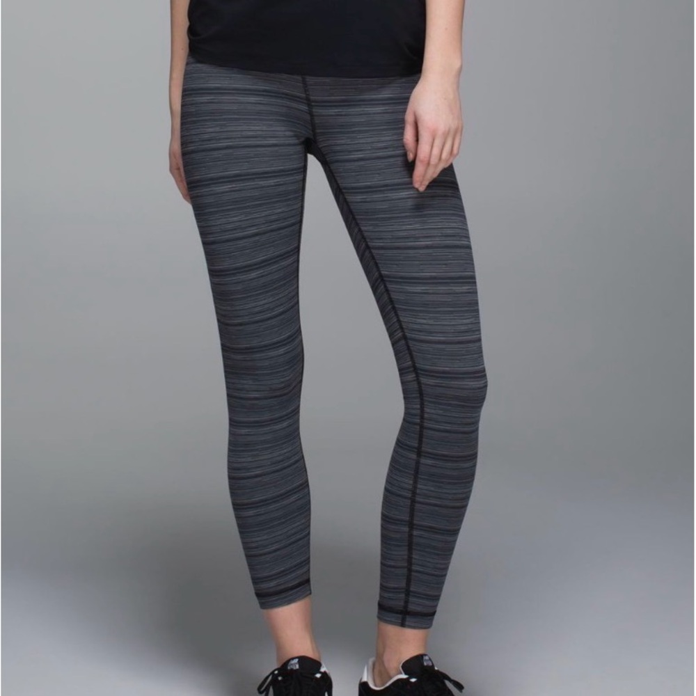Lululemon High Times Pant *Luxtreme
Cyber Stripe Deep Coal Black